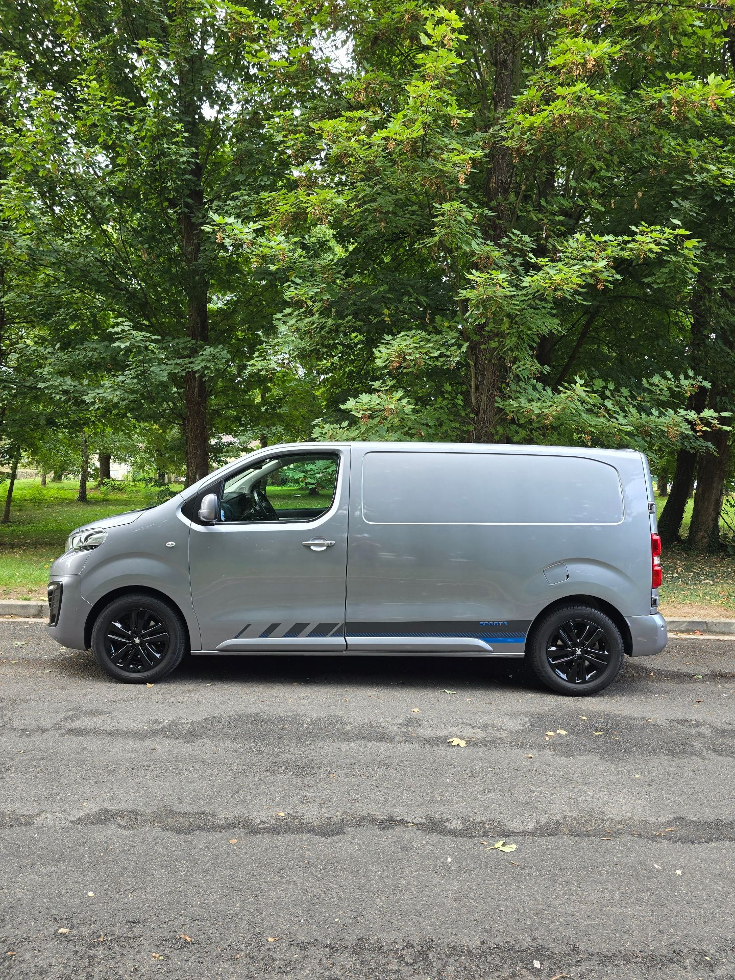 Peugeot Expert Sport (M) 2.0 diesel 180ch EAT8 