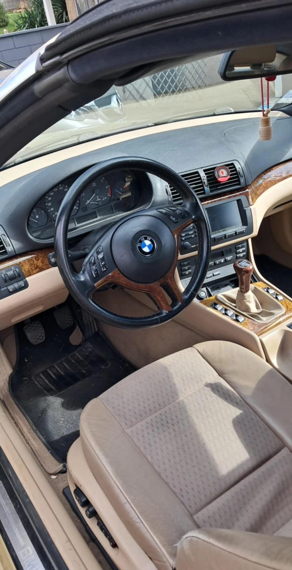 BMW 3-serie 320i AT EU 2001 - Entretien suivi, faible kilométrage