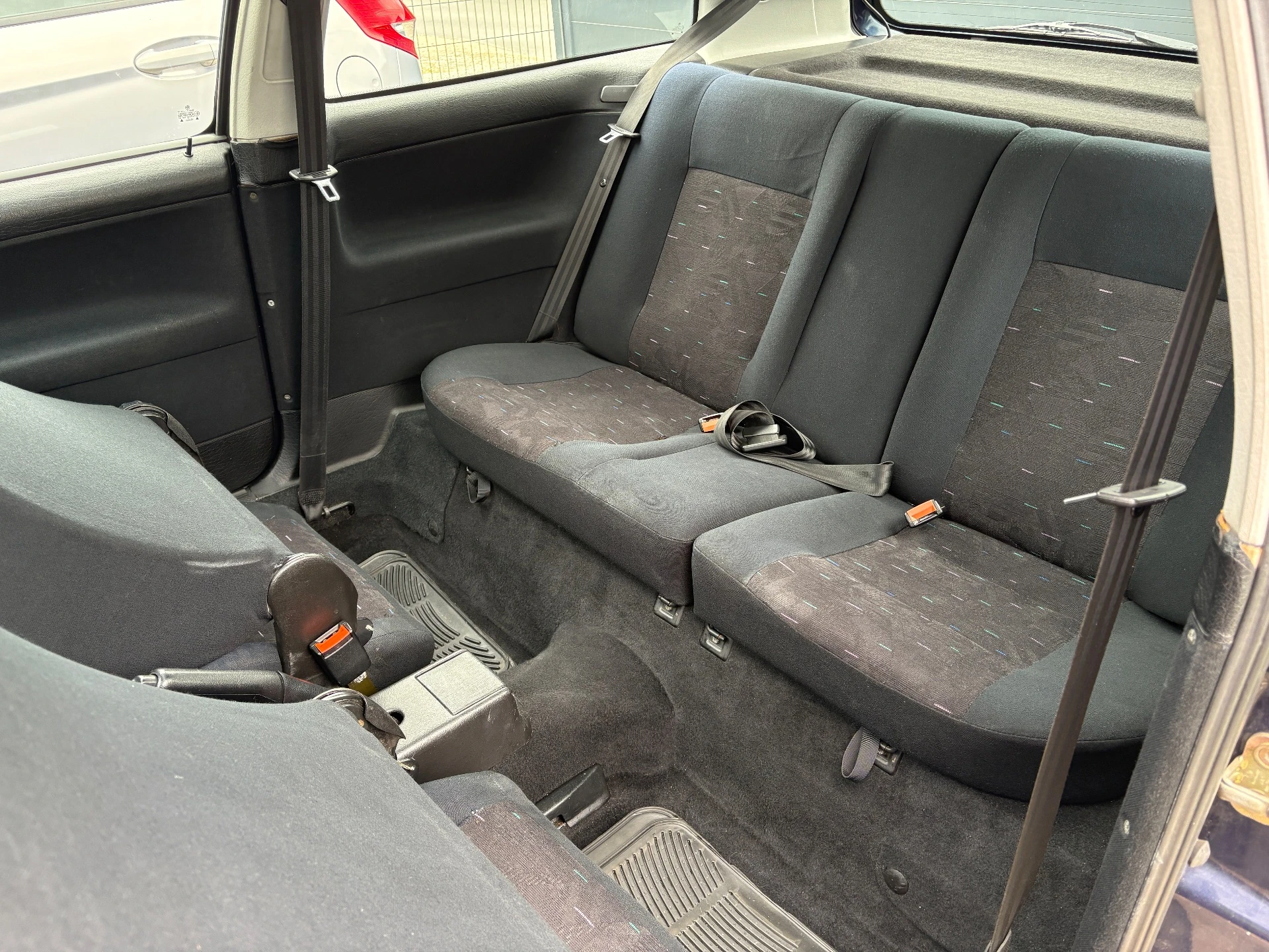 Volkswagen Golf GTI 2.0 MT 1992 - État très bon, faible kilométrage