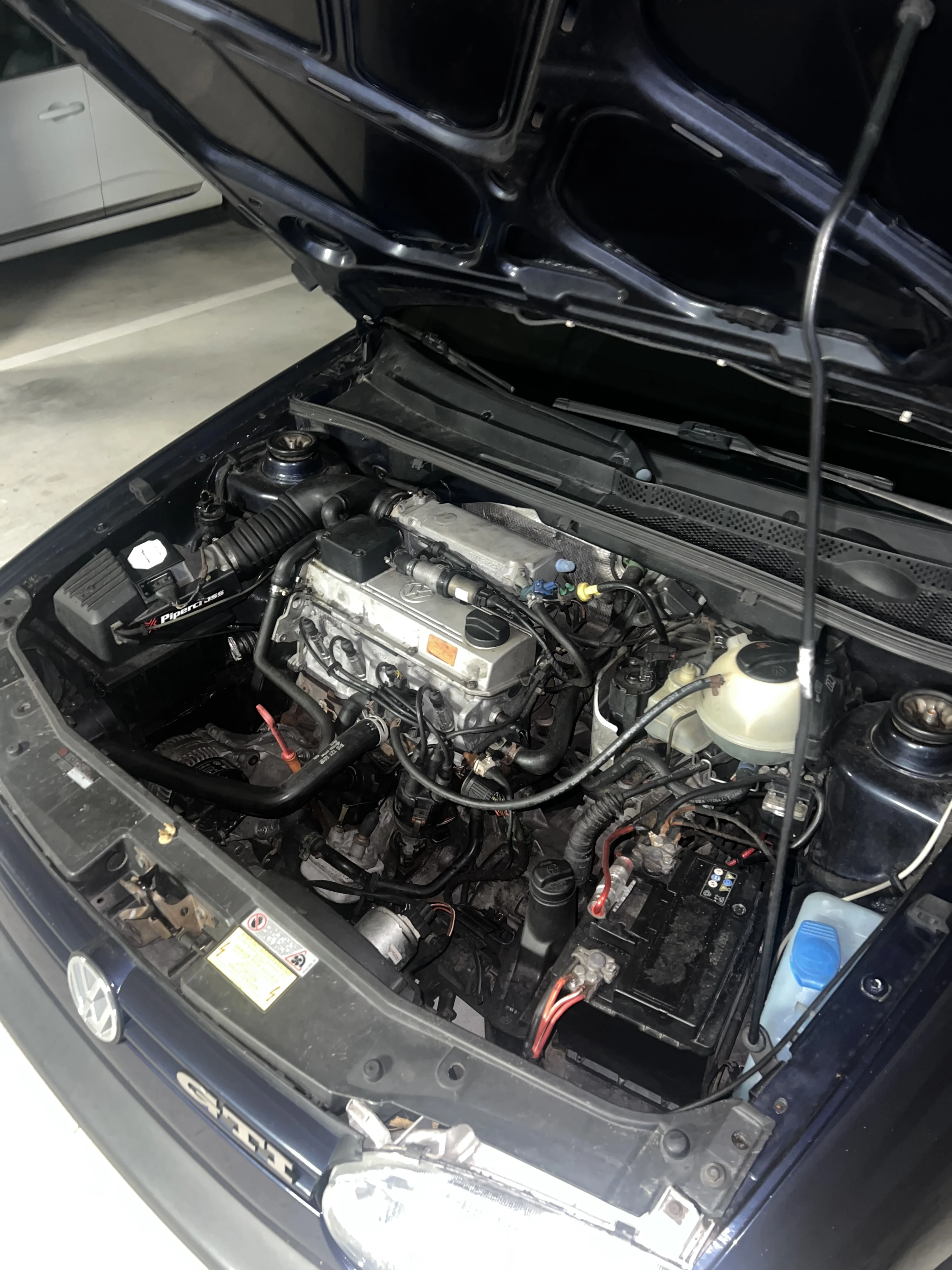 Volkswagen Golf GTI 2.0 MT 1992 - État très bon, faible kilométrage