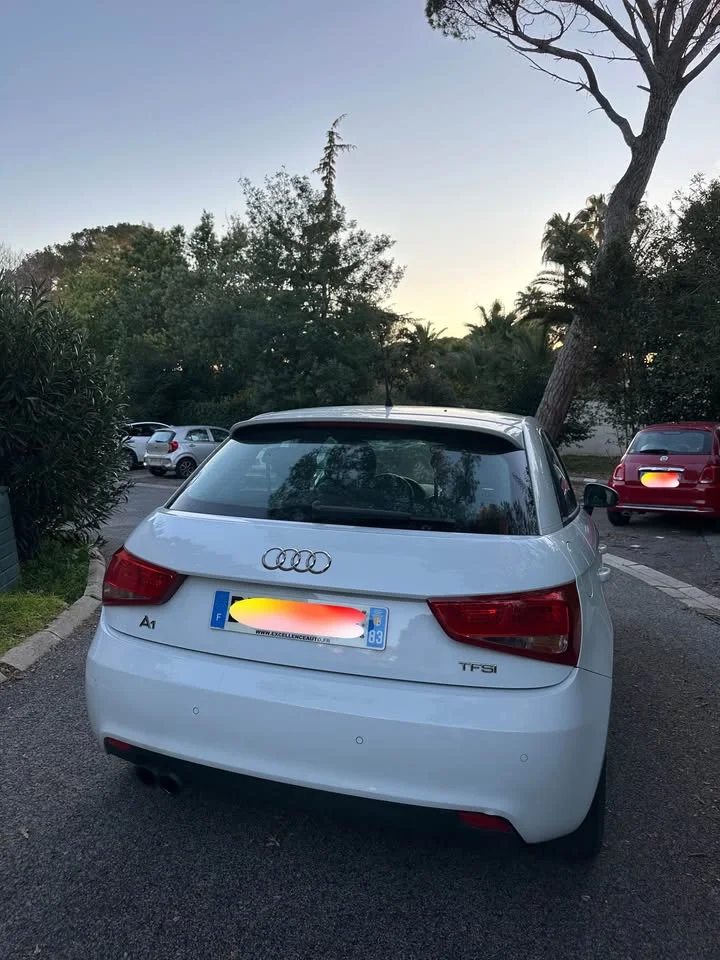Audi A1 Sportback - 122ch Ambition Luxe S-Tronic – 2015 - Vue 5