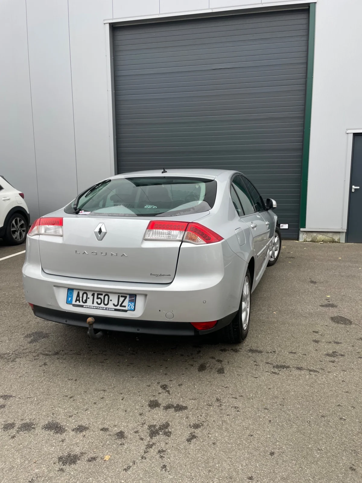 Renault Laguna 2010 - 1.5 DCi 110 en très bon état - Vue 2