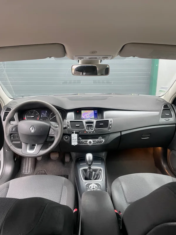 Renault Laguna 2010 - 1.5 DCi 110 en très bon état