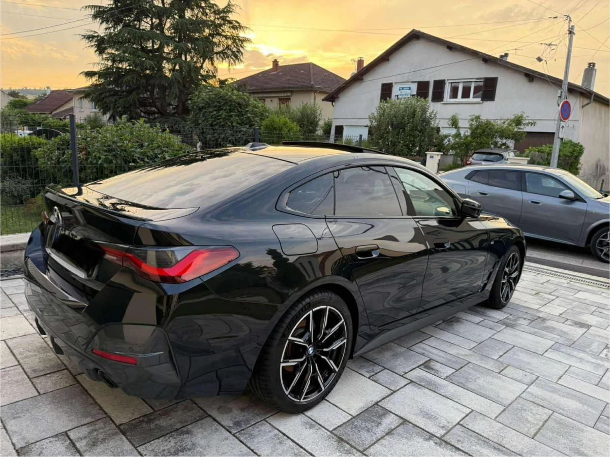 BMW Série 4 Gran Coupé 2023 - Diesel M Sport - Vue 5