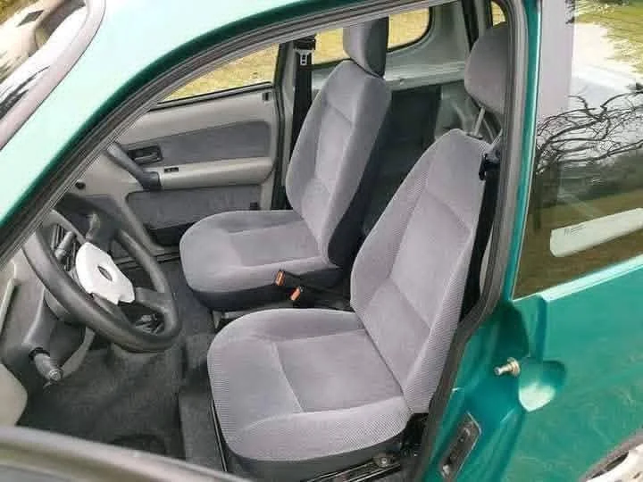 Ligier Nova 2002 - Citadine Diesel Automatique - Vue 4