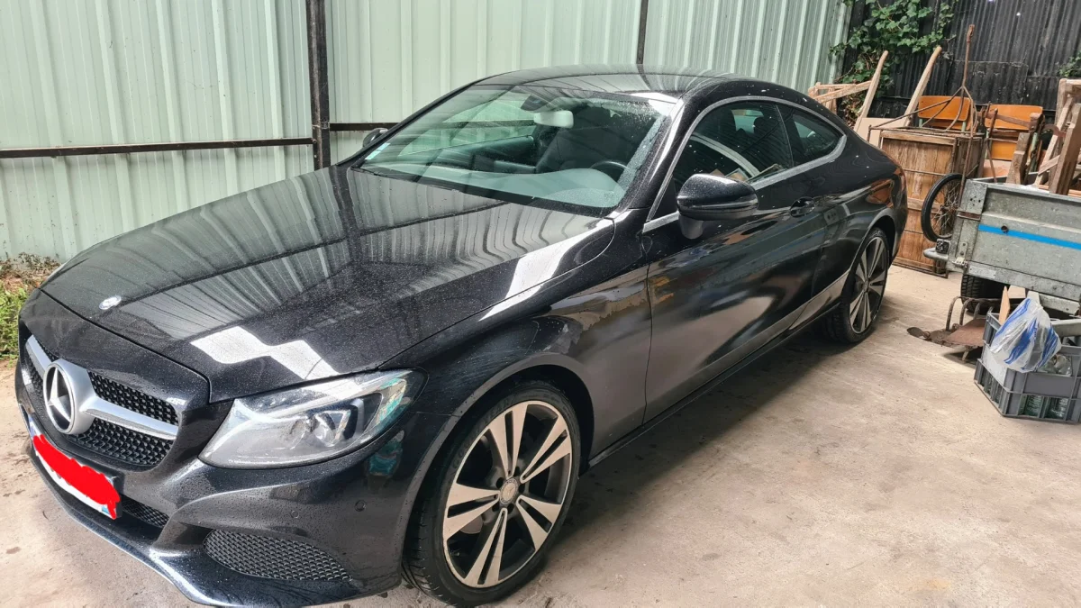 Mercedes Classe C 2015 - Diesel Automatique 76257 km - Vue 2