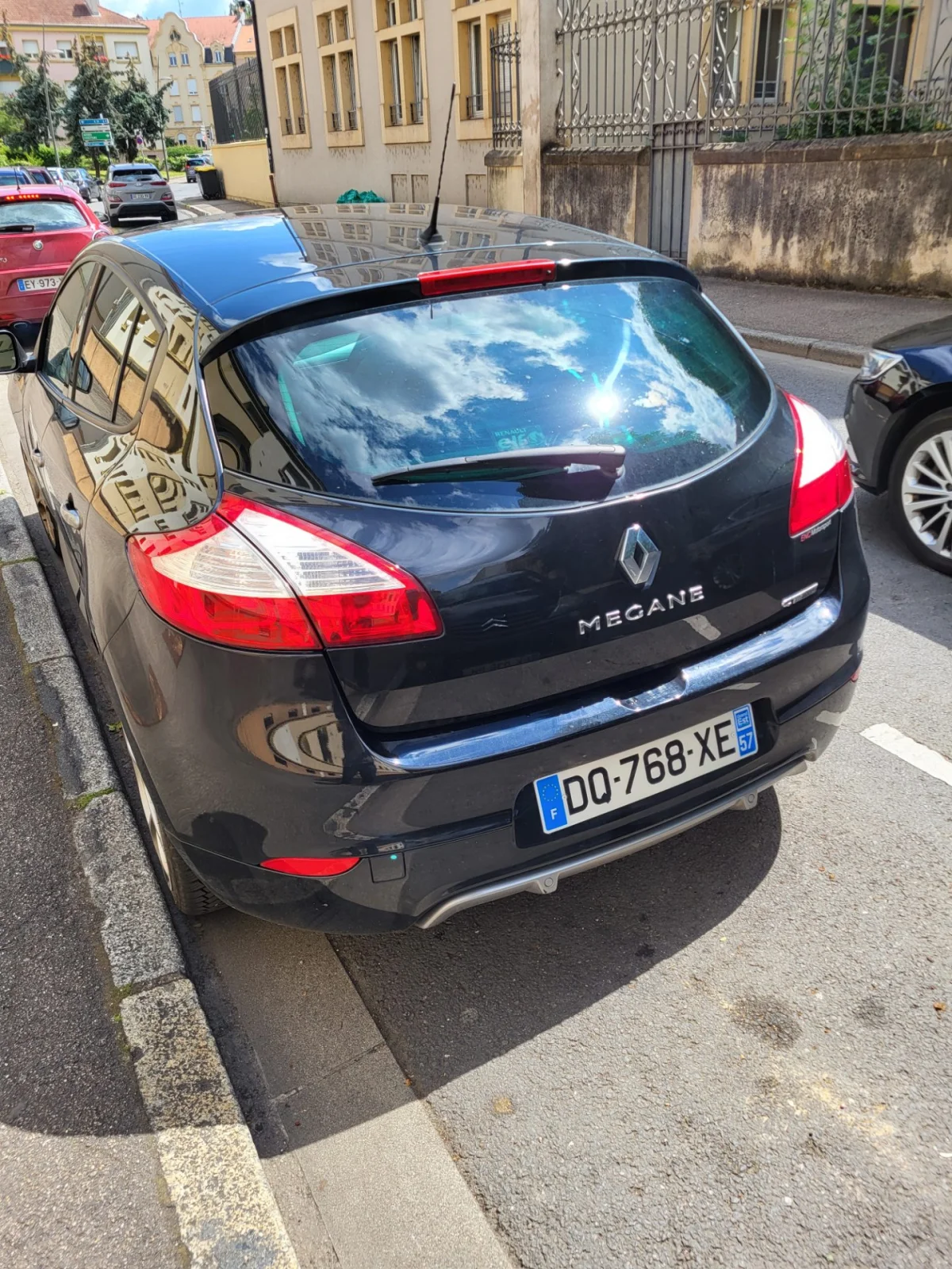Renault Mégane 3 GT 180 - Essence 5 Portes - Vue 2