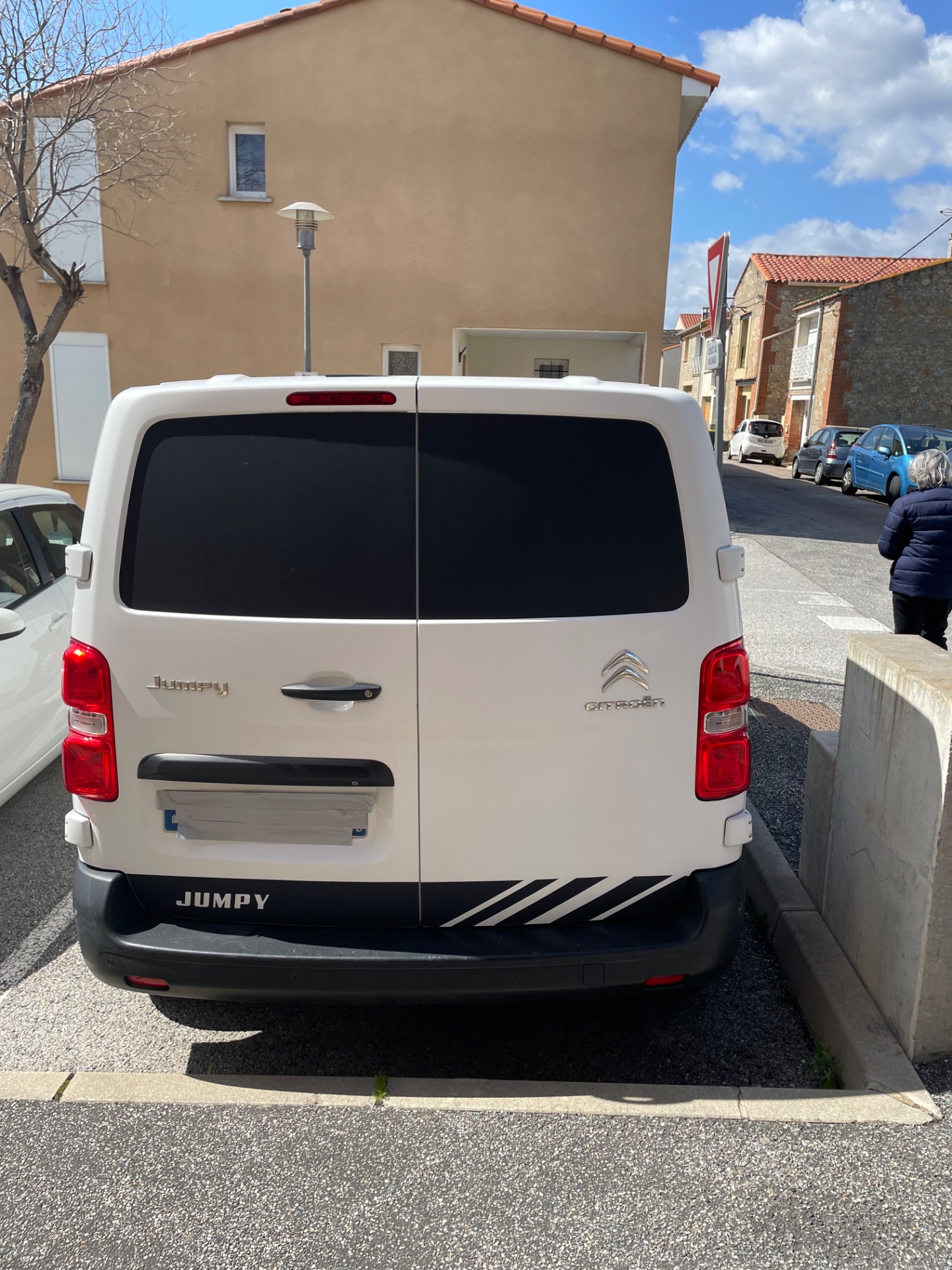 Citroen Jumpy 2.0 AT 2017 – Auto Première main 110 000 km