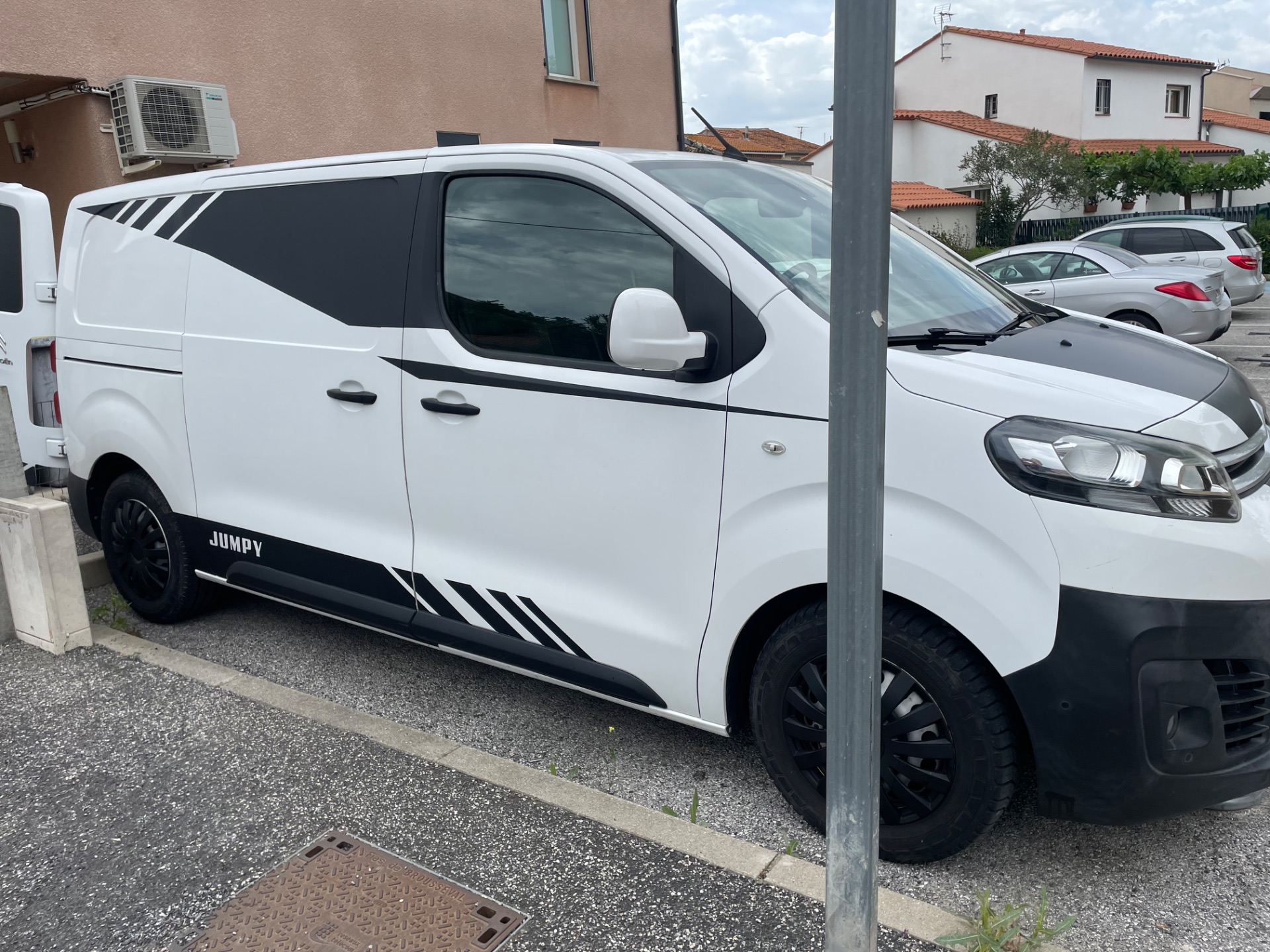 Citroen Jumpy 2.0 AT 2017 – Auto Première main 110 000 km