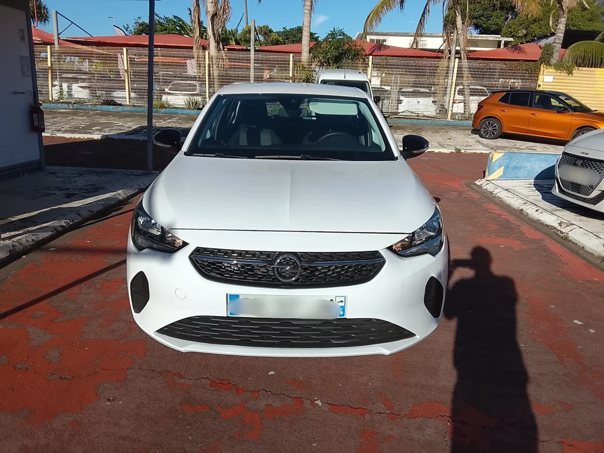 Opel Corsa 2023 - État Neuf, Diesel - Vue 2