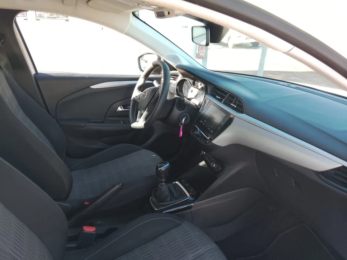 Opel Corsa 2023 - État Neuf, Diesel - Vue 5