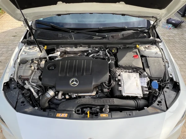 Cla 180d 8g-dct progressive line