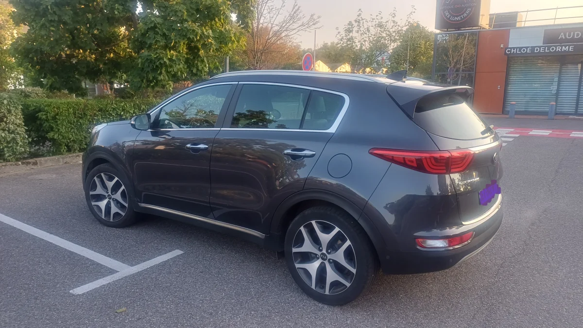 Kia Sportage — photo 2