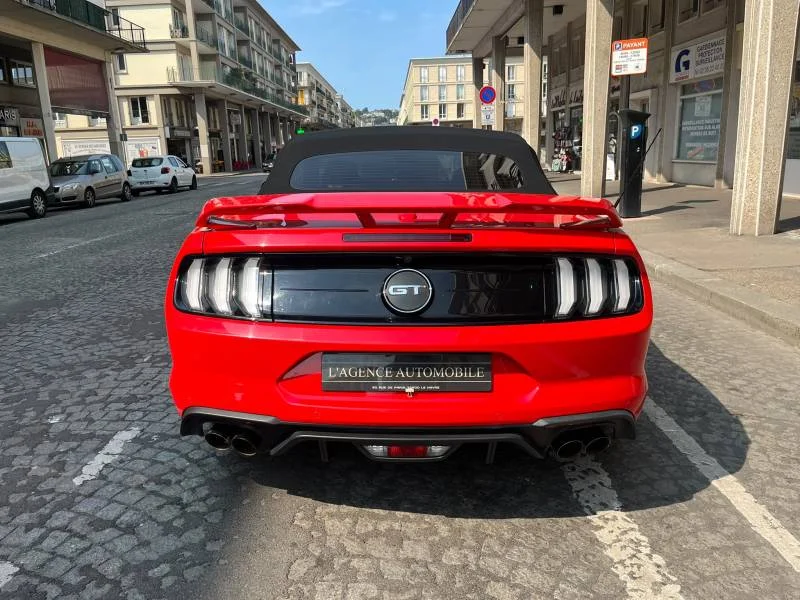 Ford Mustang — photo 13