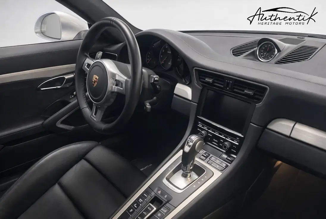 PORSCHE 911 (991) 3.8 560 TURBO S - Vue 4