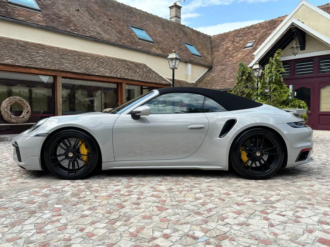 PORSCHE 911 (992) CABRIOLET 3.8 650 TURBO S